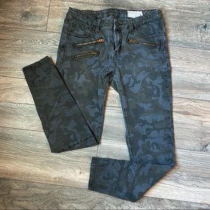 Camo jeans